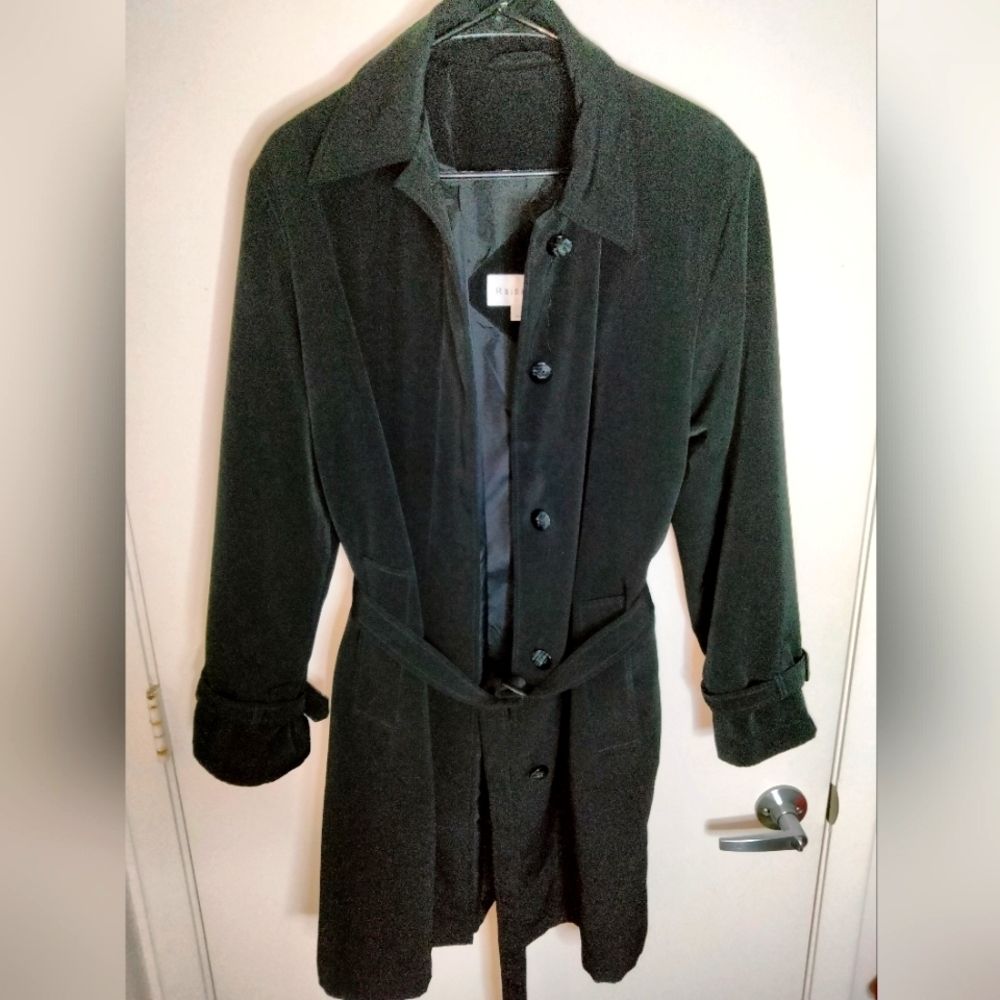 Rainshedder (Size 16) Black "Hidden" Button Down Slip Pocket Belted Trench Coat